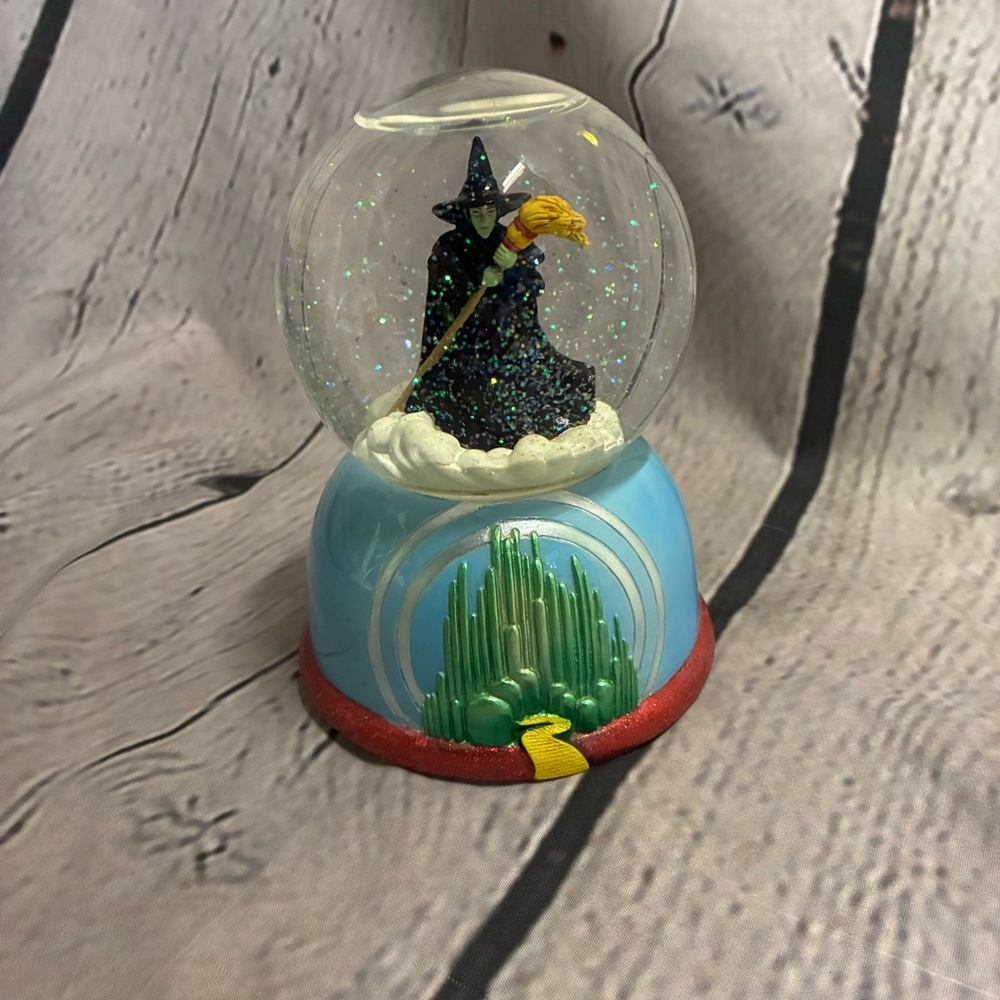 Wizard of Oz Wicked Witch of the West Musical Glitter Globe‎ ‘Optimistic Voices’